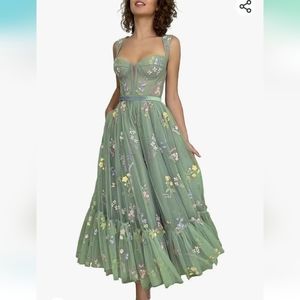 NWOT Green and Floral corset and tulle corsette  cocktail dress Size 10